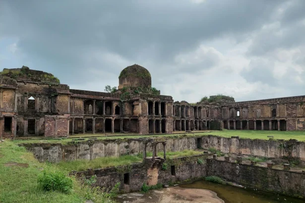 Explore the majestic remains of a historical fortress, showcasing ancient architecture and cultural heritage.